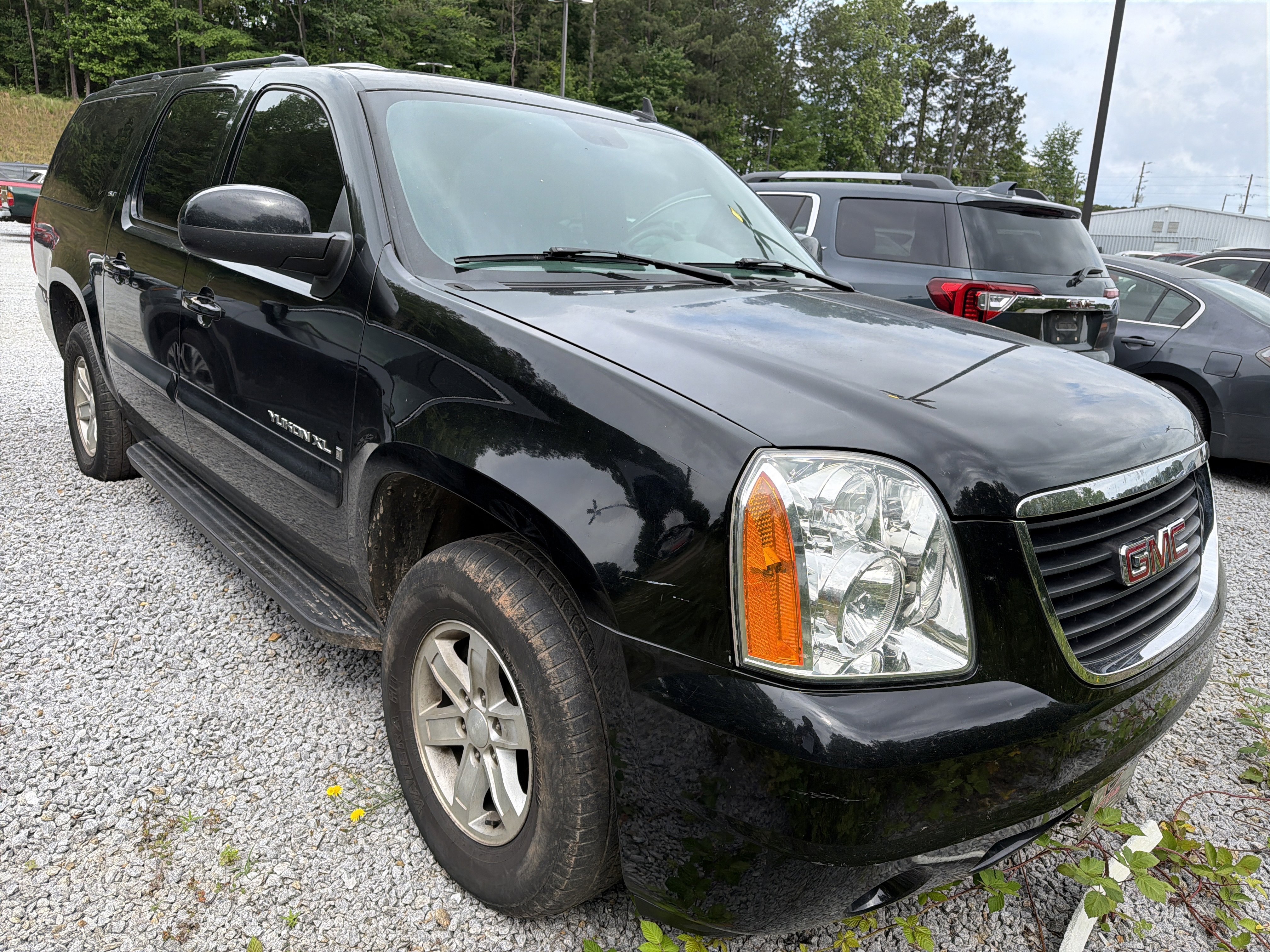 2008 GMC Yukon's photo