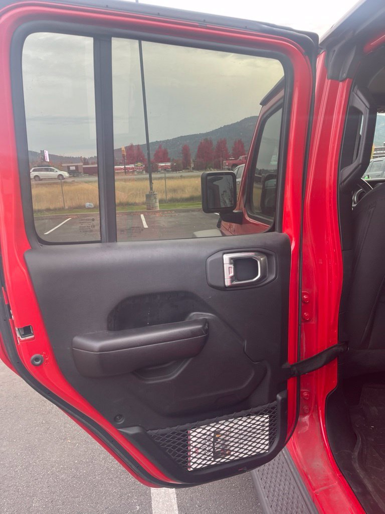 Used 2020 Red Jeep Sport image 14