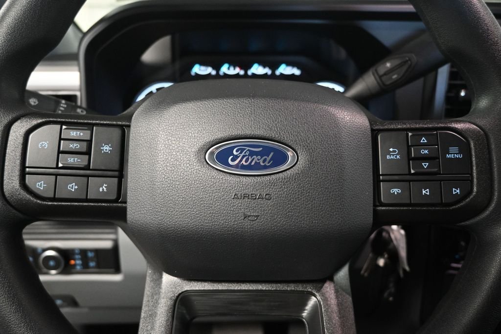 New 2026 Oxford White Ford XL image 13