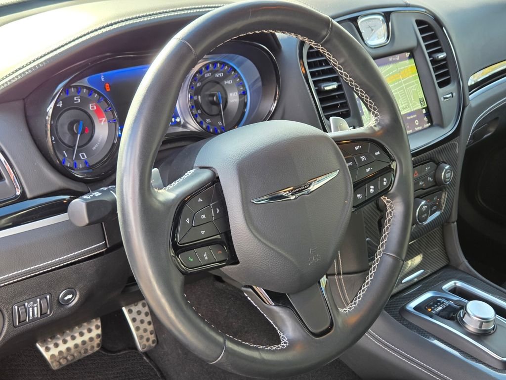 Used 2023 White Chrysler C image 26