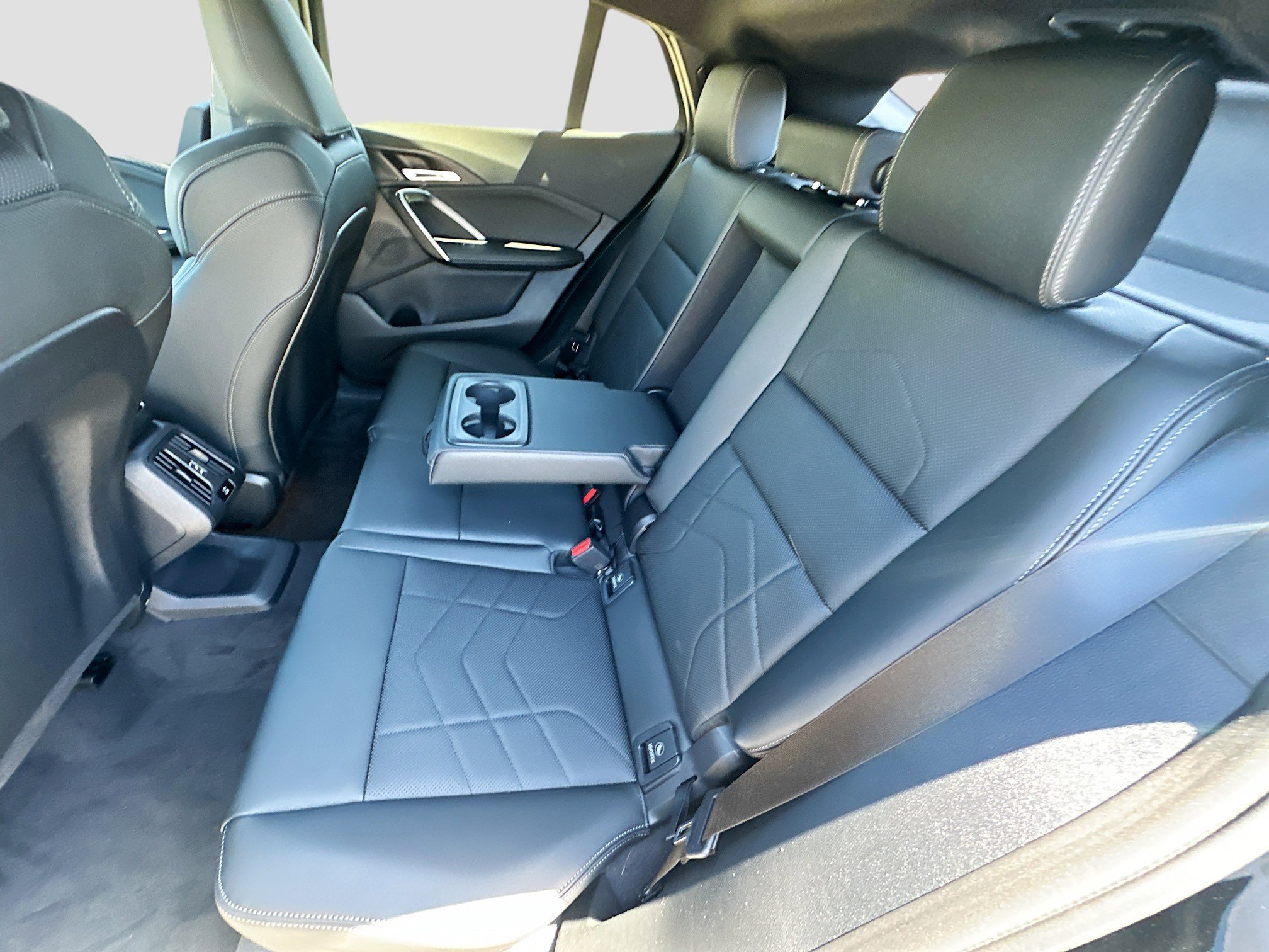 New 2026 Black Sapphire Metallic BMW xDrive28i image 20