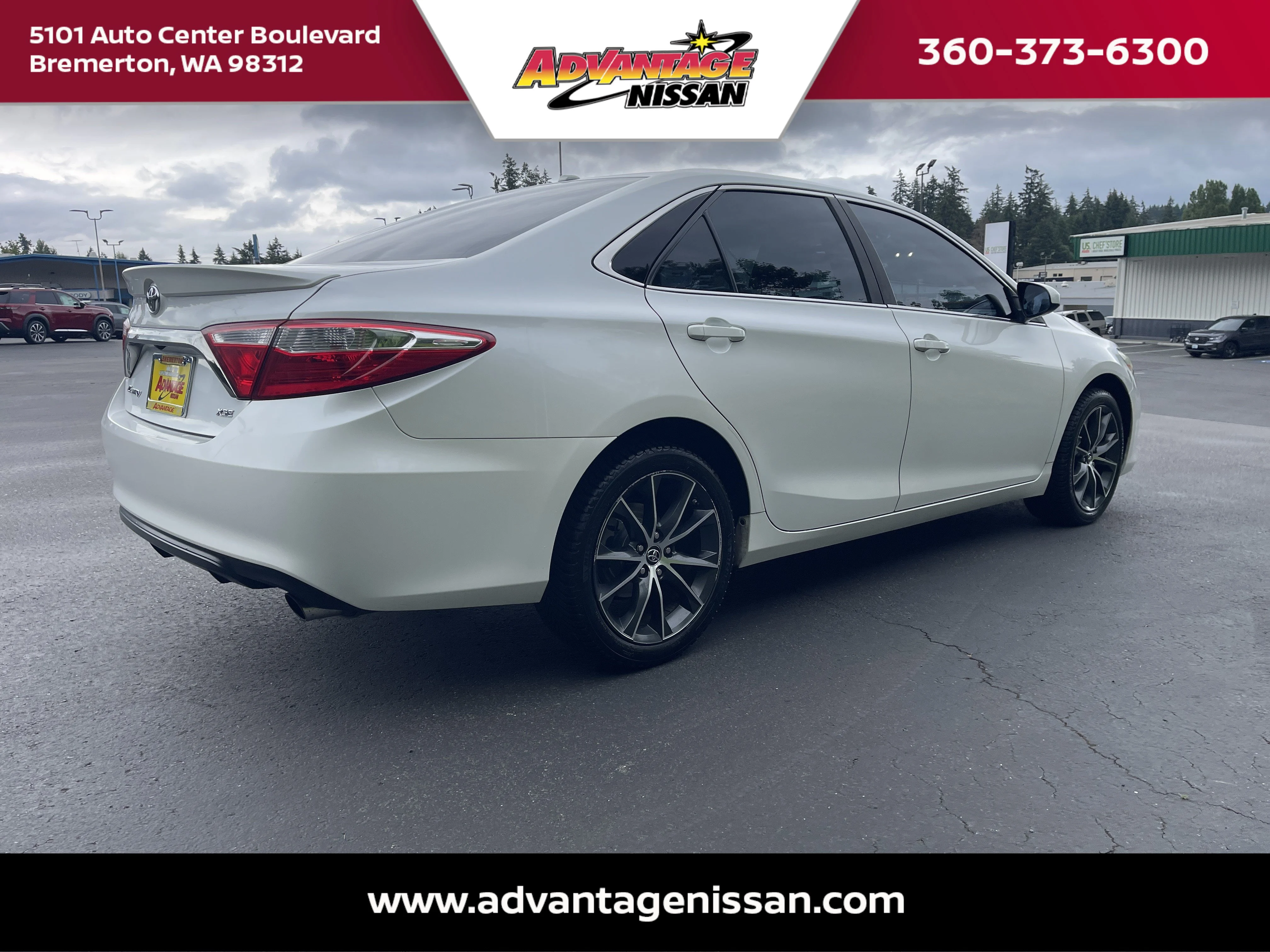 Used 2015 Blizzard Pearl Toyota XSE image 5