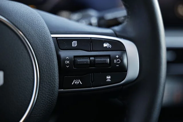 Used 2025 Interstellar Gray Kia EX image 34