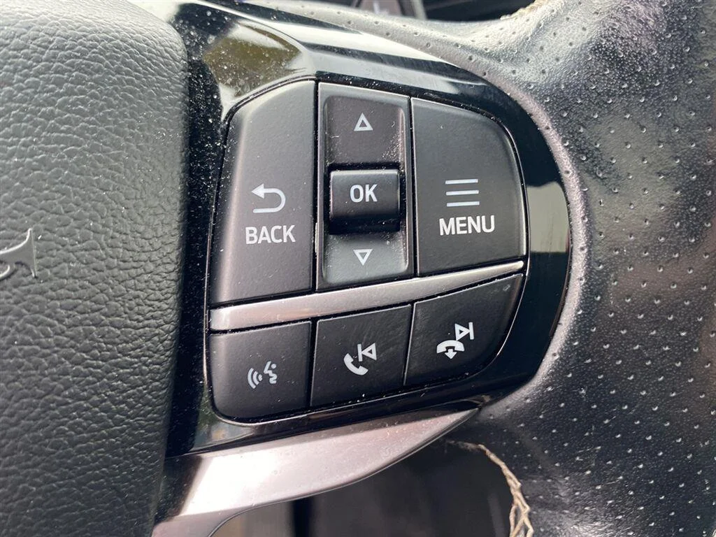 Used 2022 Star White Metallic Tri-Coat Ford ST image 20