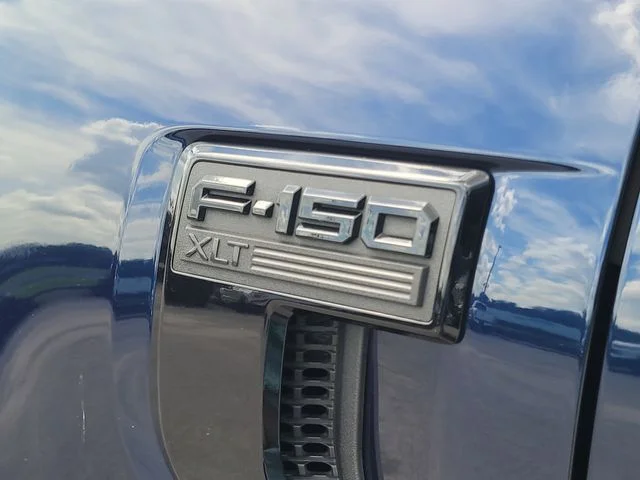Used 2024 Blue Ford XLT image 9