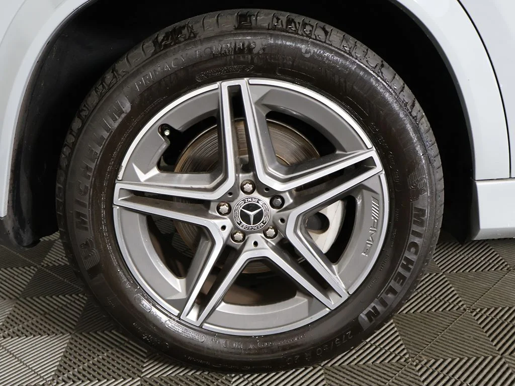 Used 2024 Gray Mercedes-Benz GLE 450 image 24