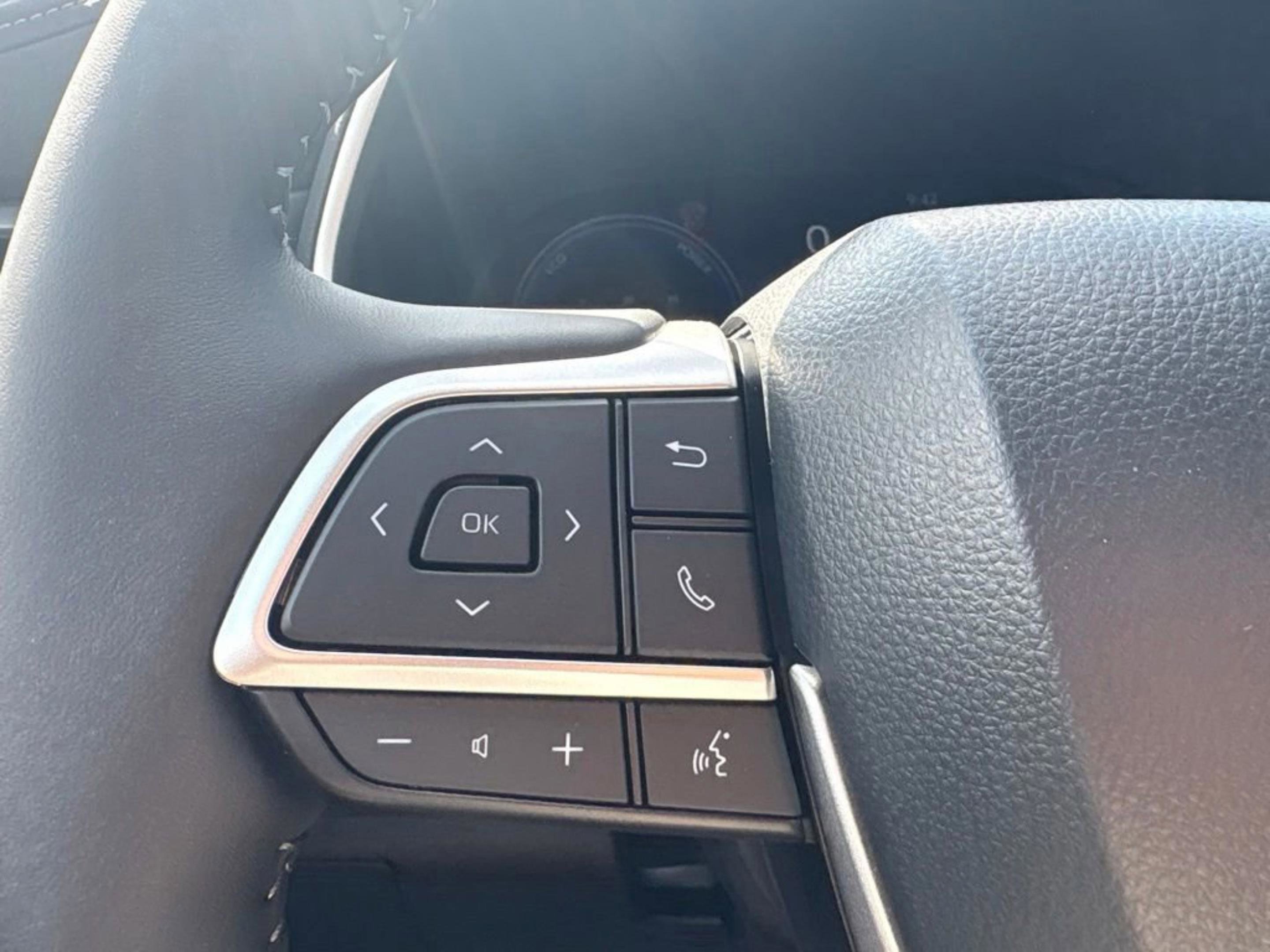 New 2026 0089/Wind Chill Toyota Hybrid Limited image 9