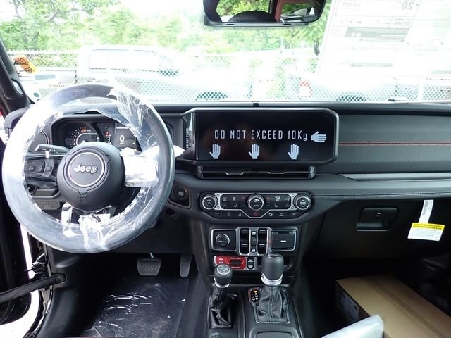 New 2026 Black Clearcoat Jeep Rubicon X image 15