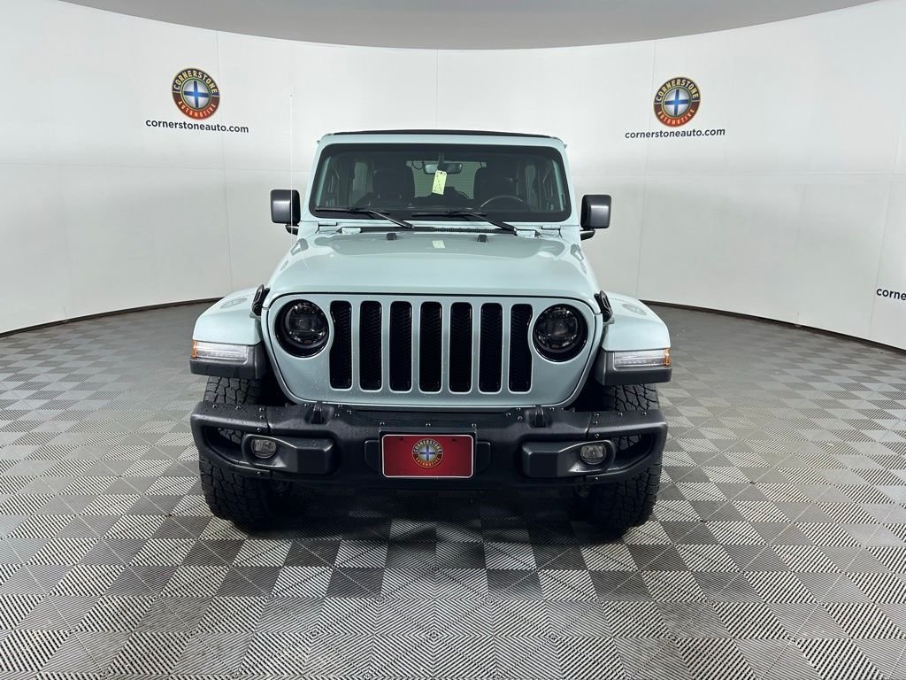 Used 2023 Gray Jeep  image 17