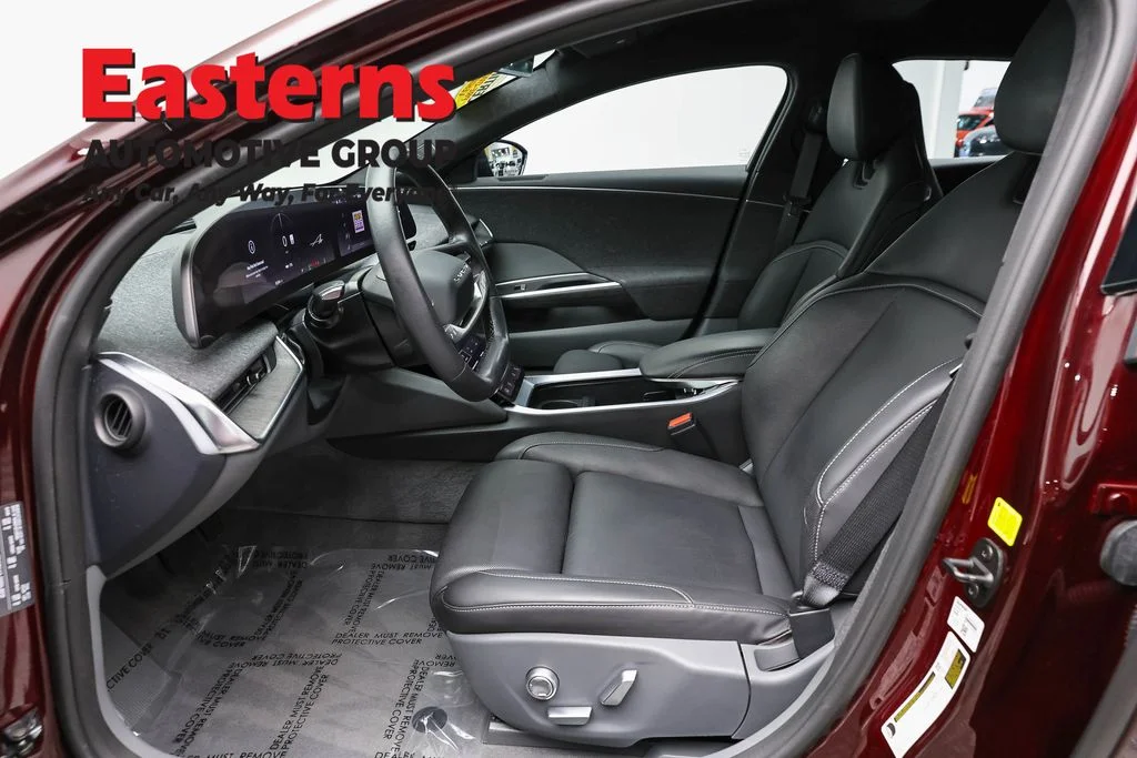 Used 2024 Red Lucid Pure image 13