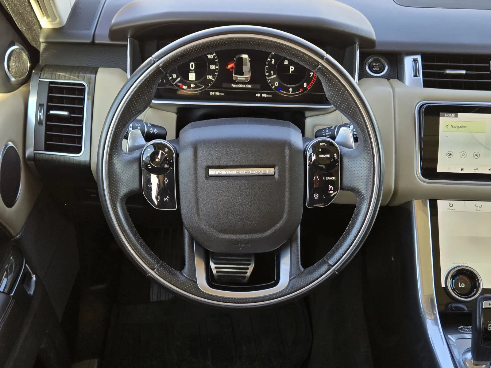 Used 2019 Fuji White Land Rover Dynamic image 33