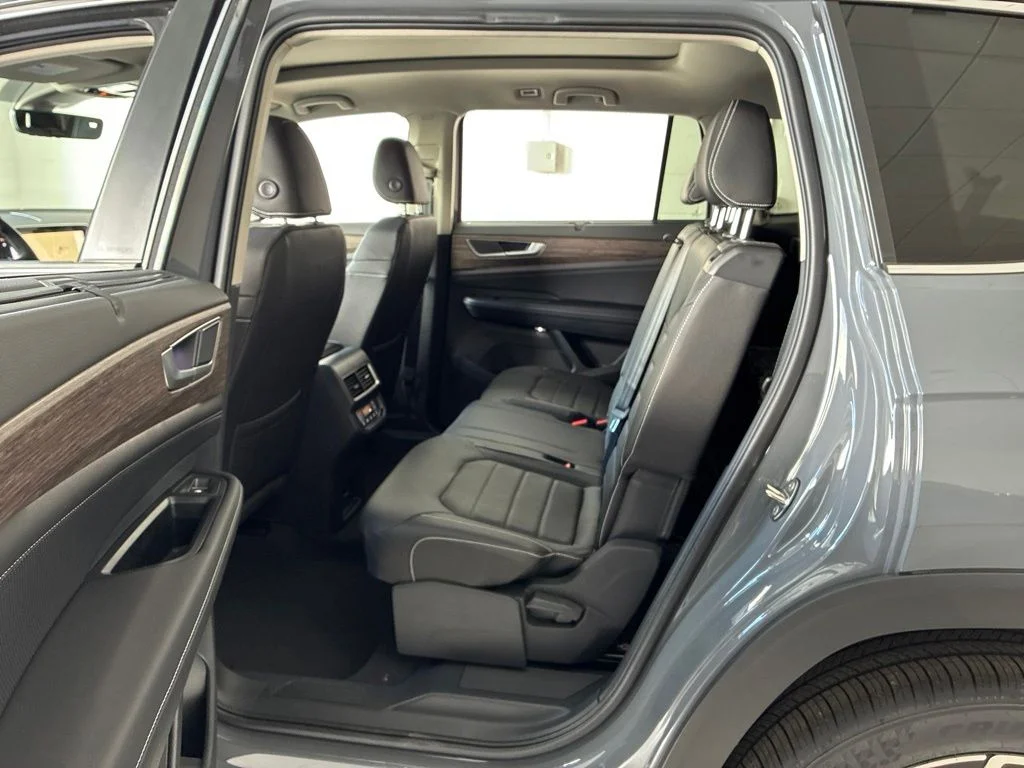 New 2026 Gray Volkswagen 2.0T SEL image 41
