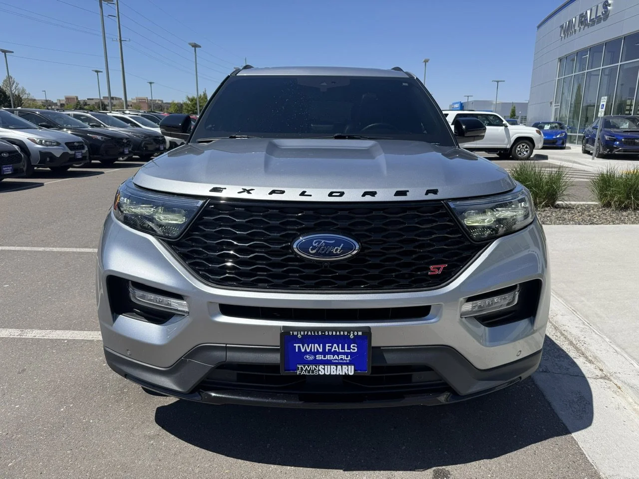 Vehicle Image 2