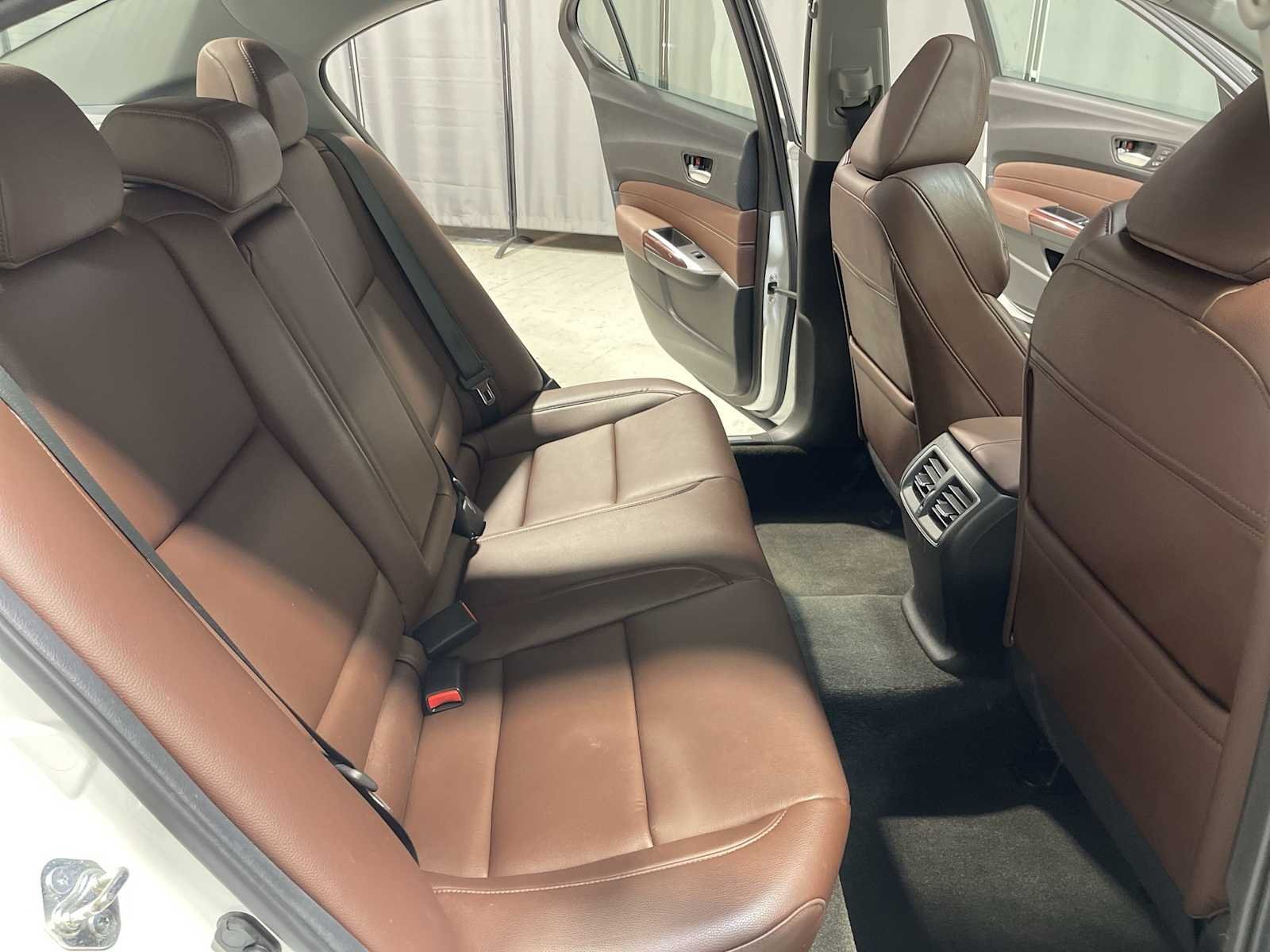 Used 2016 Bellanova White Pearl Acura  image 13