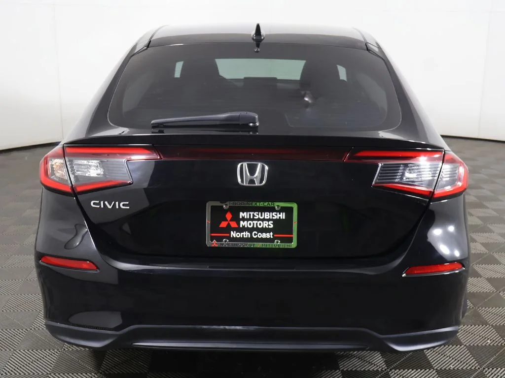 2023 Honda Civic Hatchback LX - Photo 9