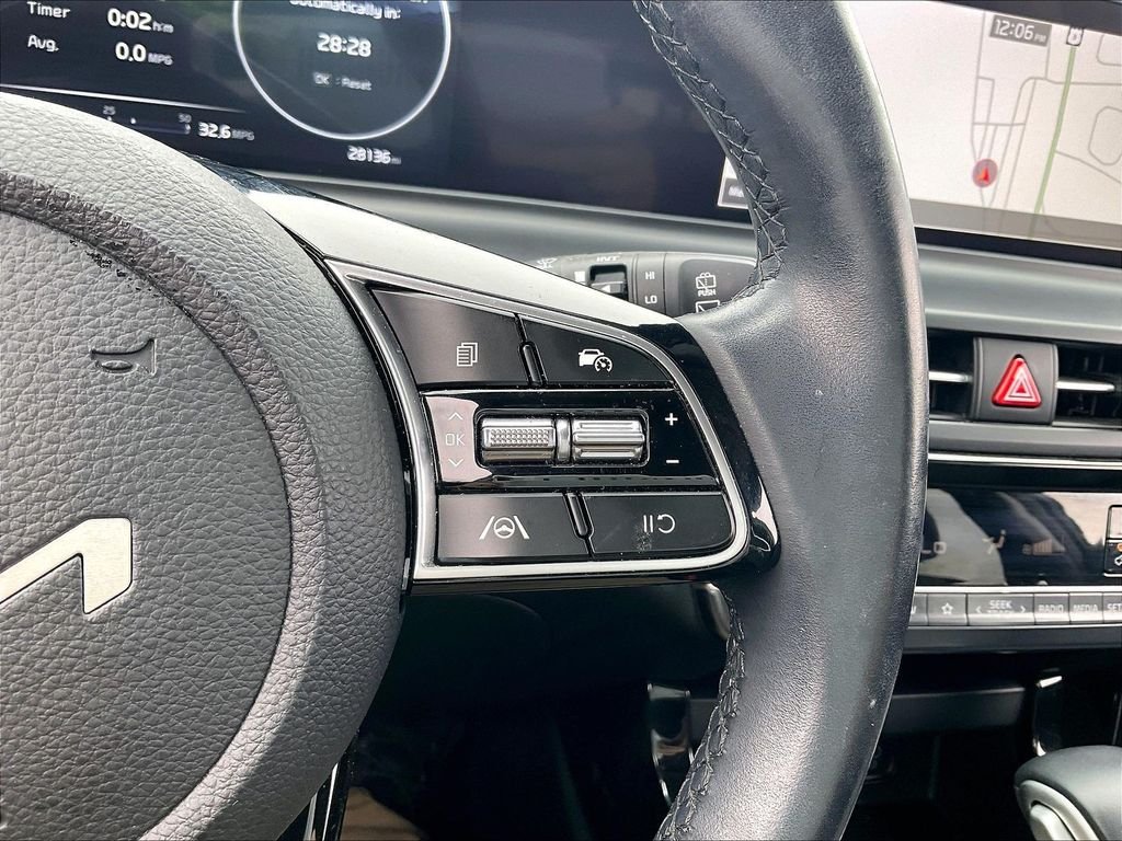 Used 2024 Fusion Black Kia S image 22