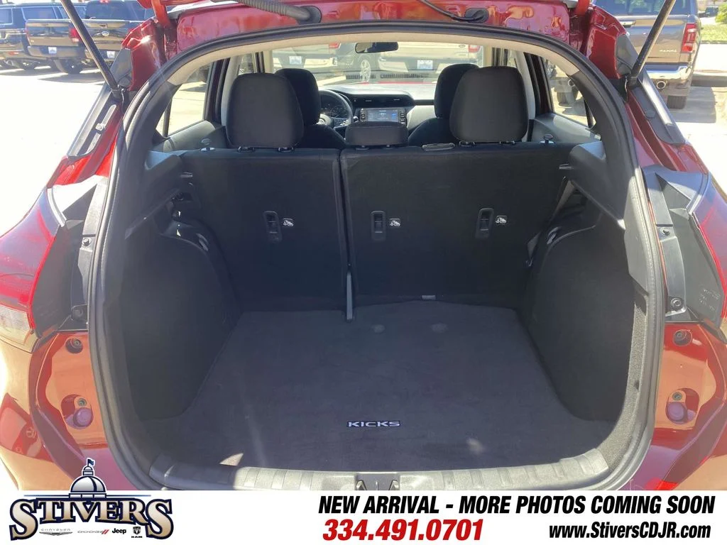 Used 2023 Red Nissan SV image 45