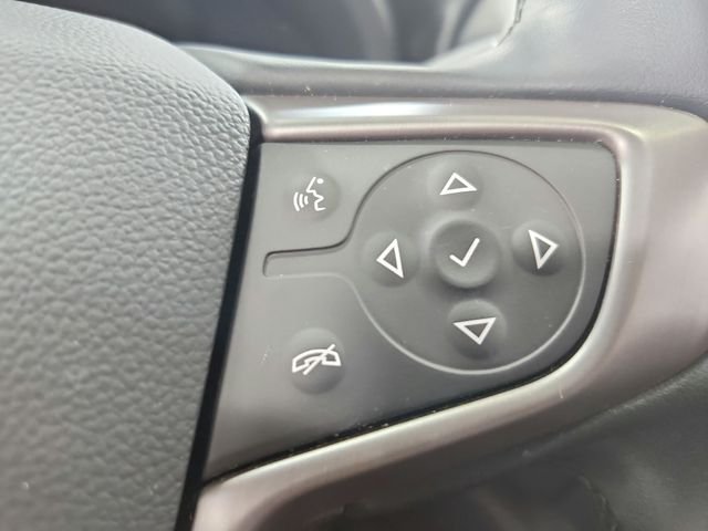Used 2023 White GMC AT4 image 25