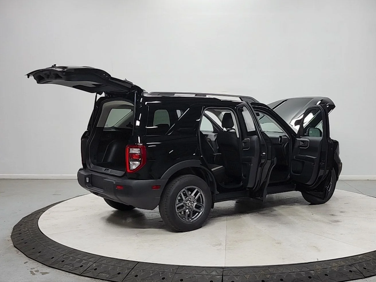New 2026 Shadow Black Ford Big Bend® image 15
