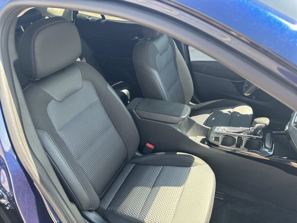 2024 Chevrolet Trax LT - Photo 31
