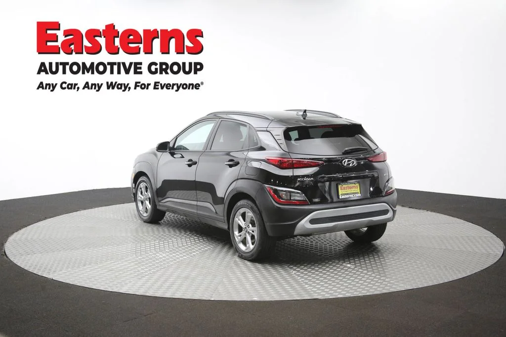 Used 2022 Black Hyundai SEL image 65