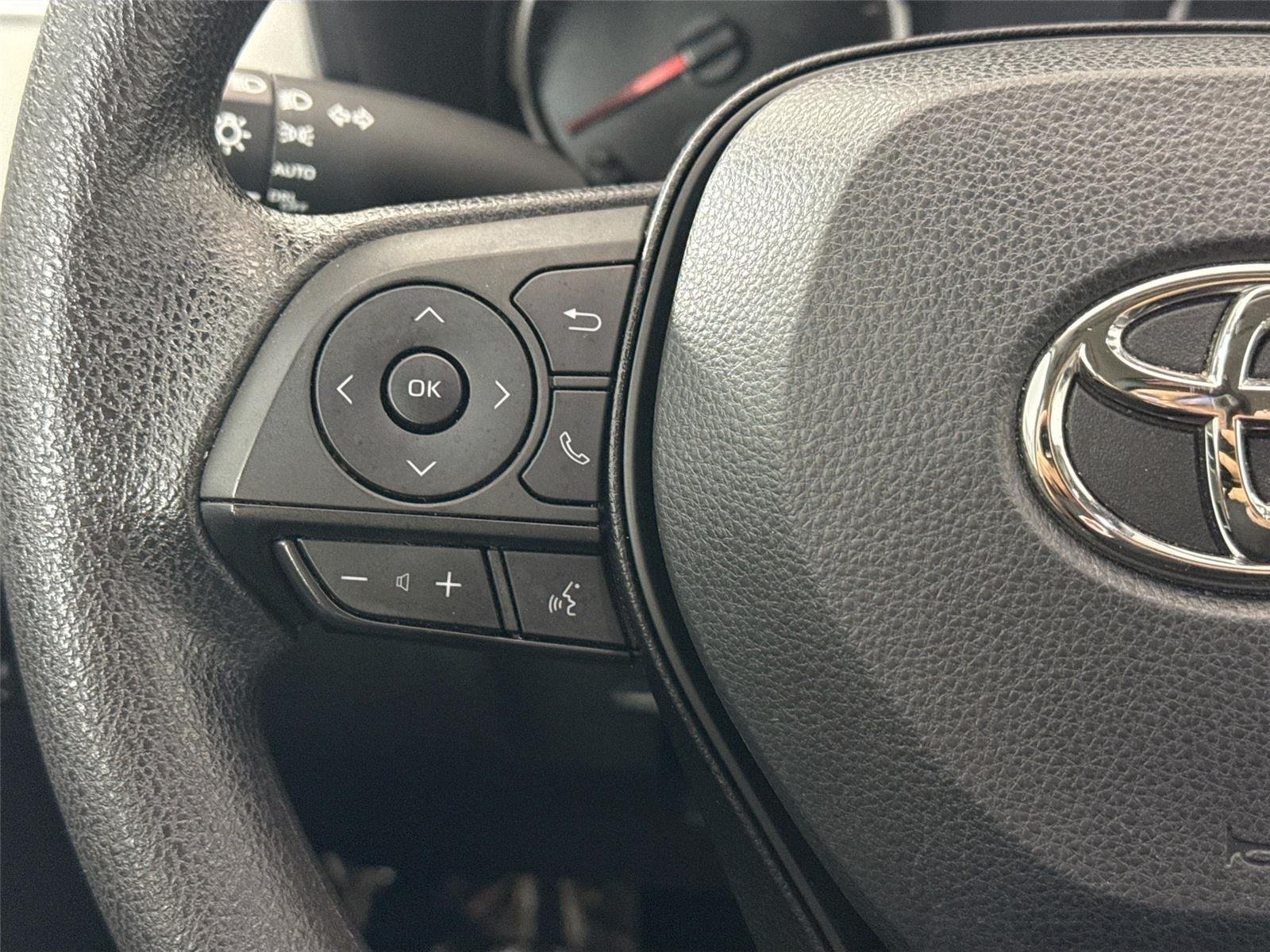 Used 2022 Silver Sky Metallic Toyota XLE image 16