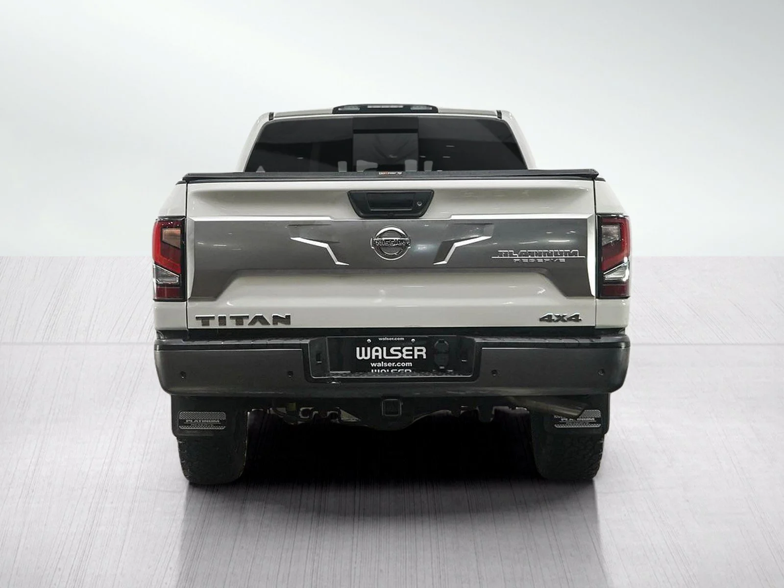 Used 2021 Pearl White Metallic Nissan Platinum Reserve image 4