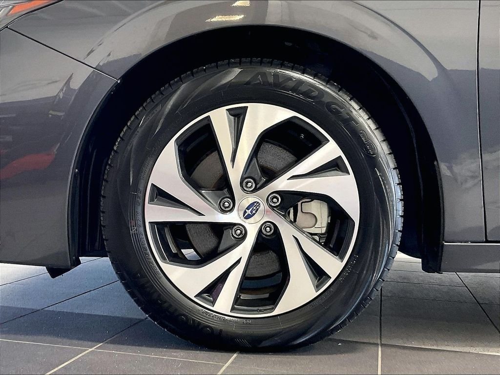 Used 2025 Magnetite Gray Metallic Subaru Premium image 7