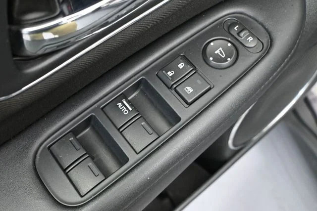 2016 Honda HR-V EX - Photo 18