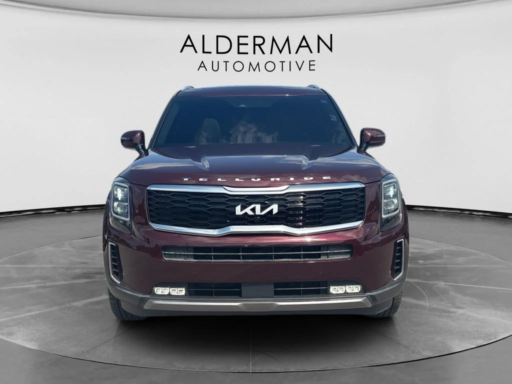 Used 2022 Purple Kia SX image 8