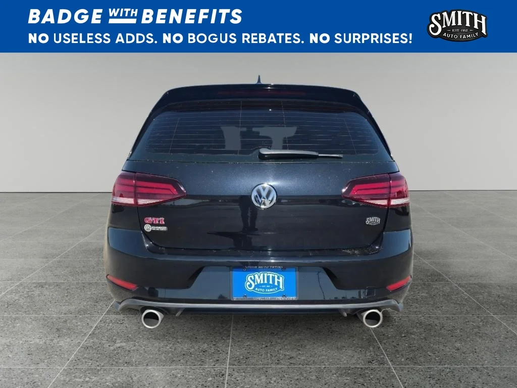 Used 2019 Deep Black Pearl Effect Volkswagen SE image 5