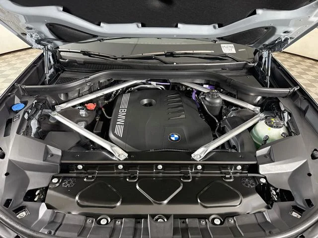 New 2027 Gray BMW xDrive40i image 33