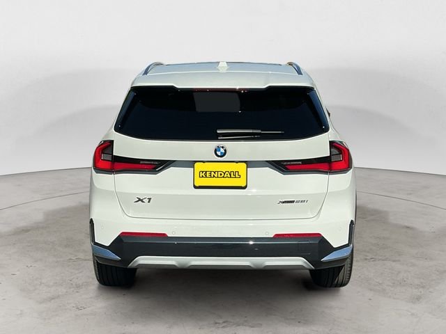 Used 2025 White BMW xDrive28i image 6