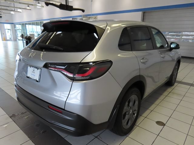 Used 2026 Solar Silver Metallic Honda LX image 12
