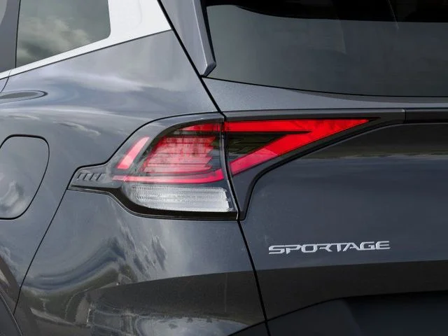 2025 Kia Sportage EX Hybrid - Photo 11