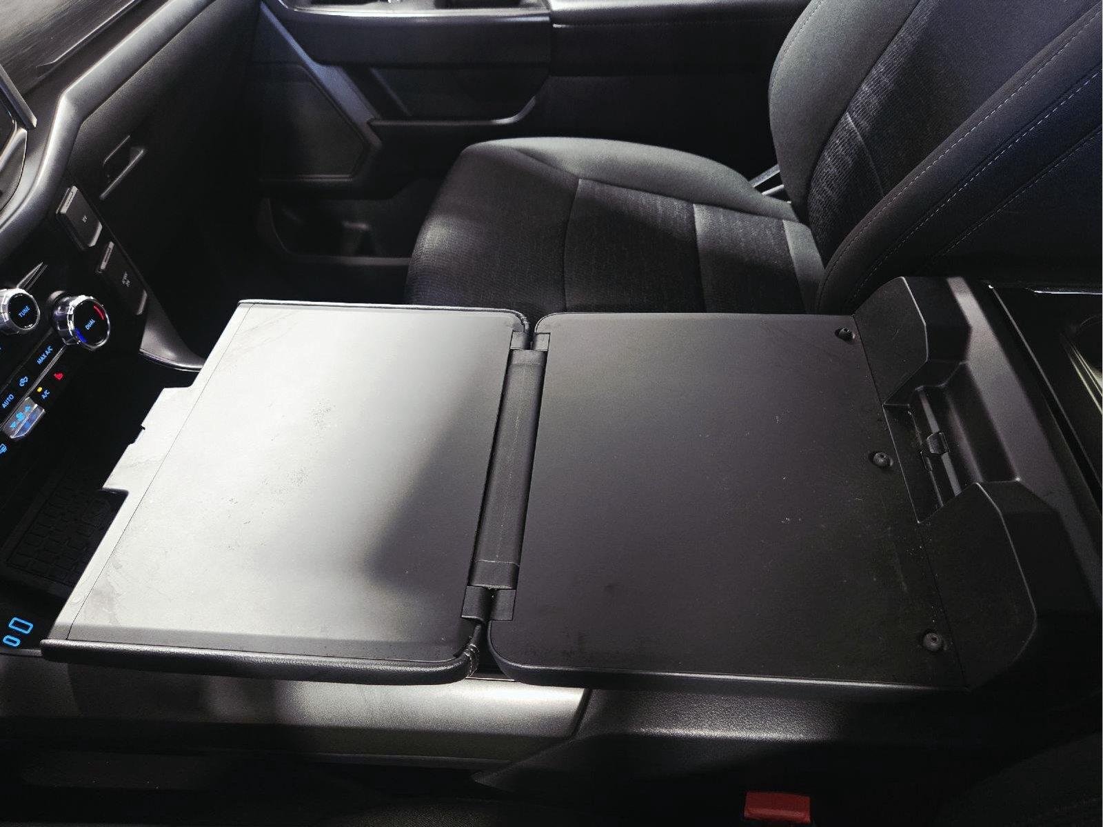 Certified Used 2024 Agate Black Ford XLT image 49