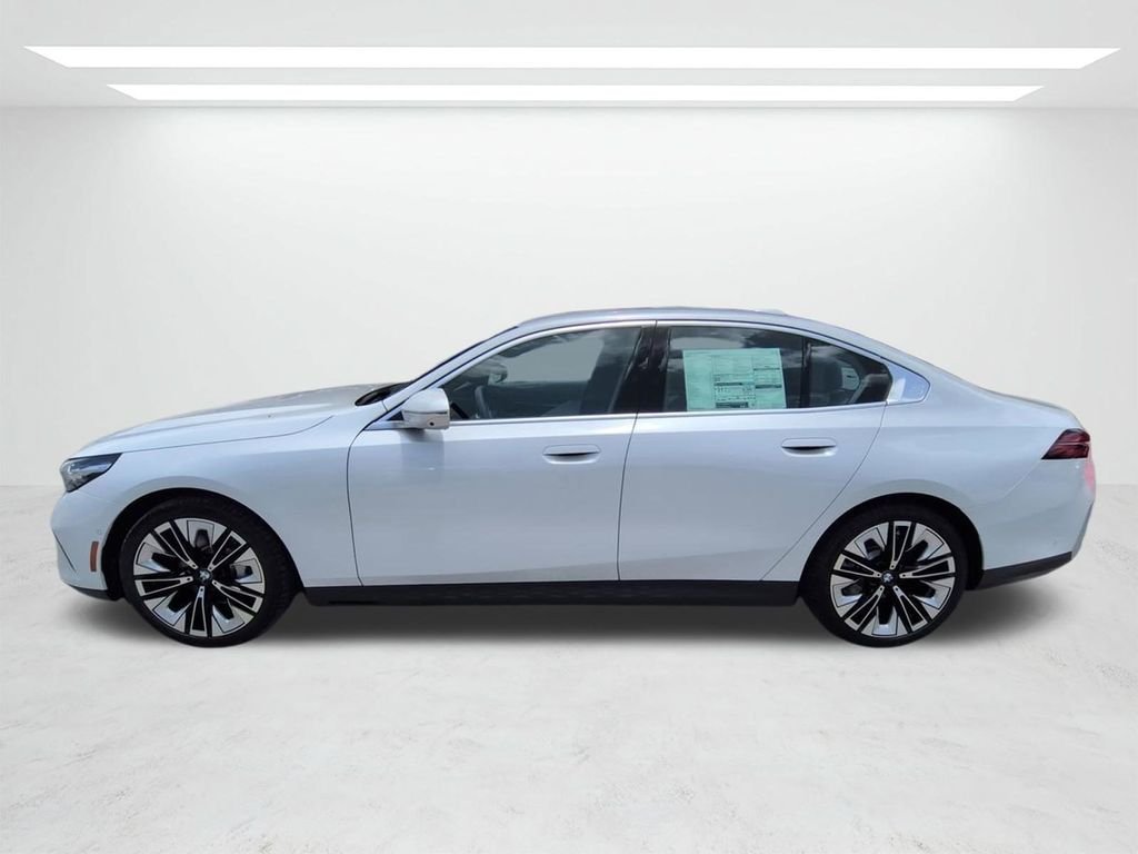 New 2027 Mineral White Metallic BMW 530i image 7