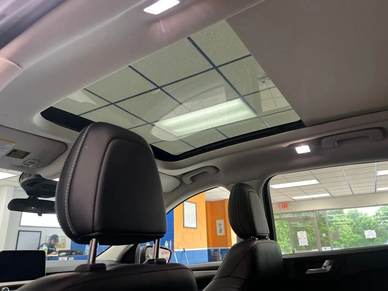 Used 2021 Gray Ford SEL image 19