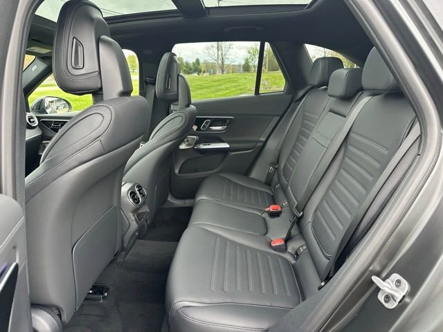 New 2026 MANUFAKTUR exclusive graphite grey magno Mercedes-Benz GLC 300 image 58