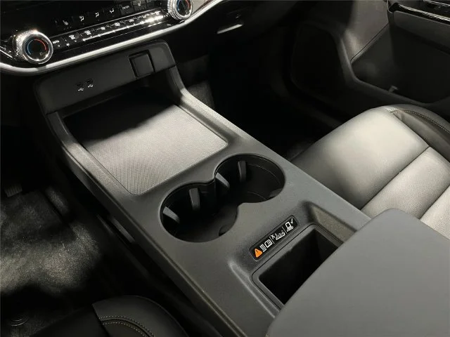 New 2026 Frostline White Pearl Honda Touring image 17