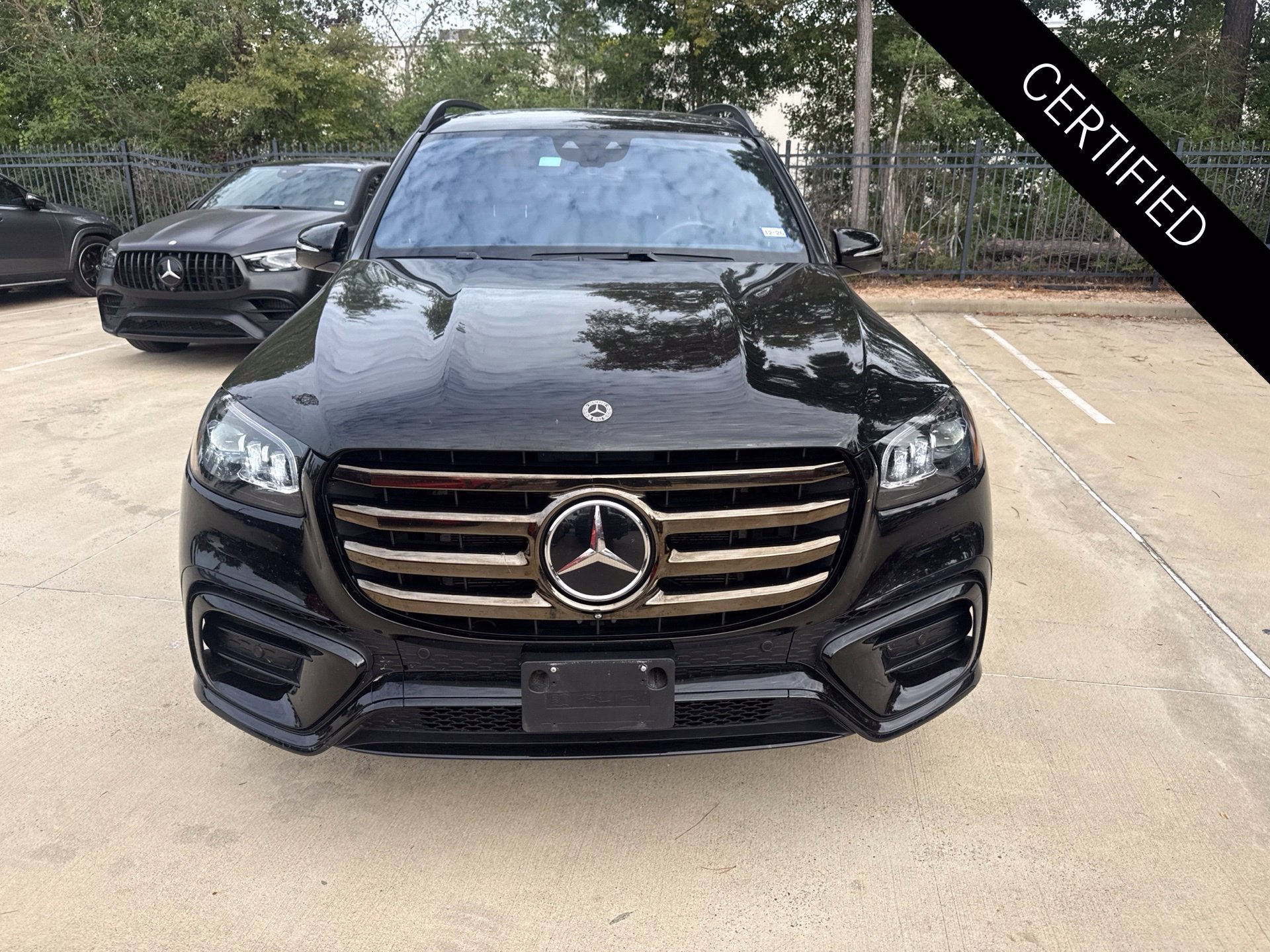 Certified Used 2025 Obsidian Black Metallic Mercedes-Benz GLS 450 image 2