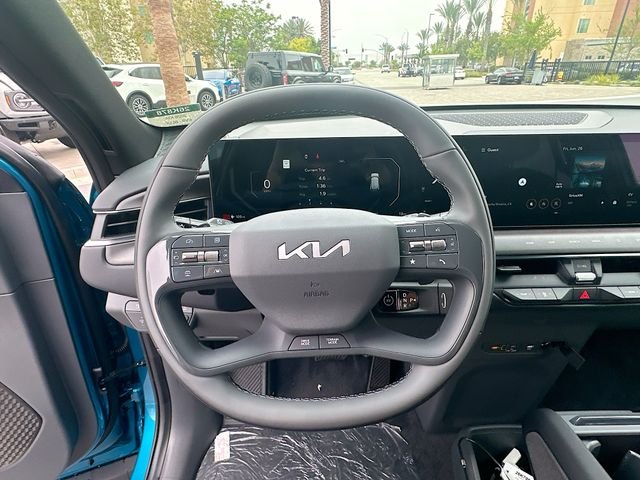 New 2026 Ocean Blue Kia Land AWD image 11