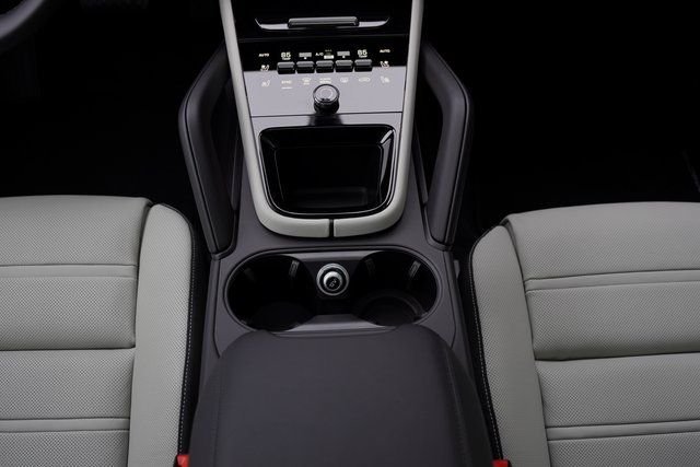 2026 Porsche Cayenne Coupe Base - Photo 22