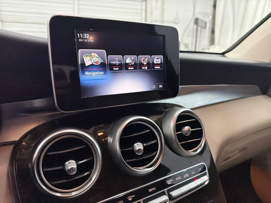 Used 2017 Brown Mercedes-Benz GLC 300 image 14