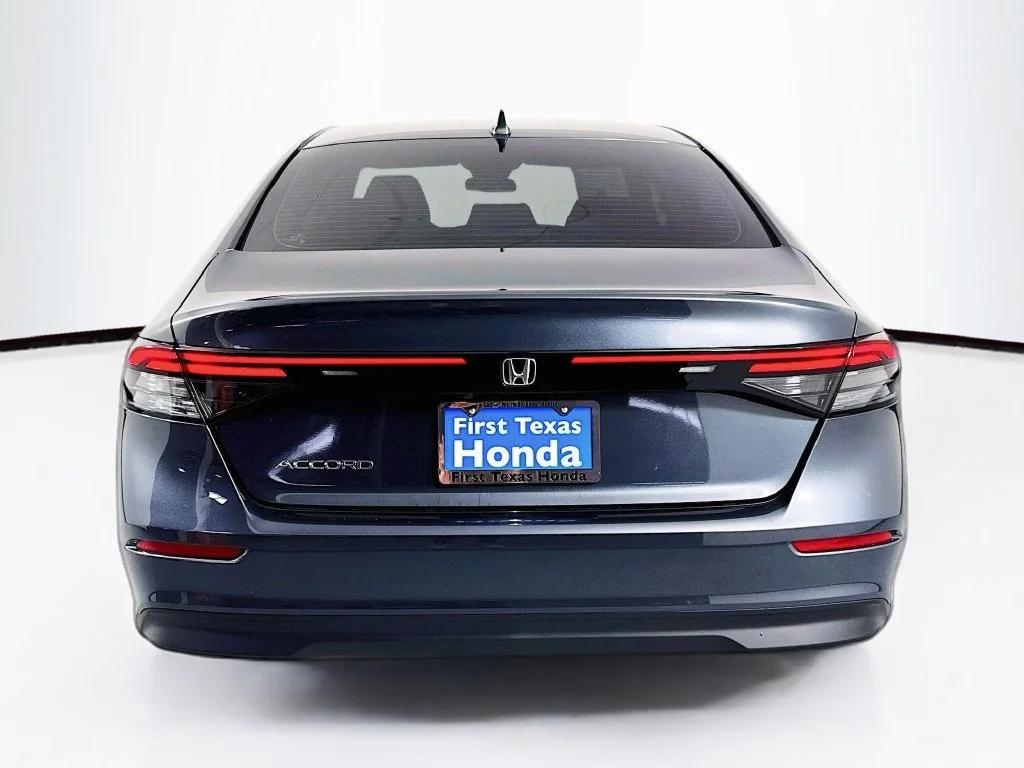 New 2026 Meteorite Gray Metallic Honda LX image 6