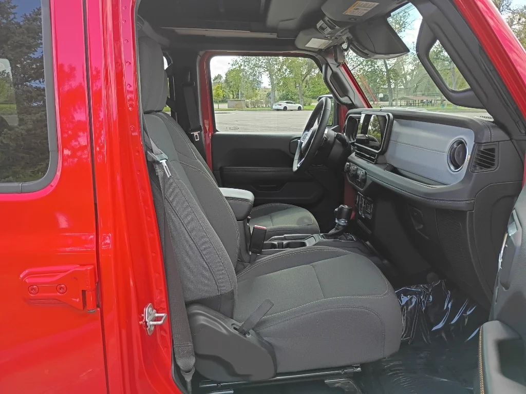 Used 2025 Firecracker Red Clearcoat Jeep Sahara image 11