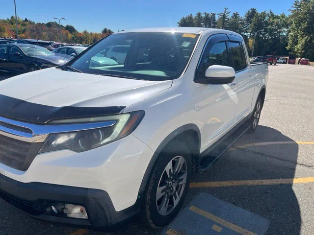 Used 2017 White Diamond Pearl Honda RTL-T image 7