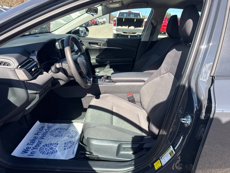 Used 2025  Toyota LE image 3