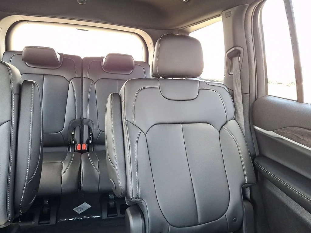 New 2026 Bright White Clearcoat Jeep Limited image 15