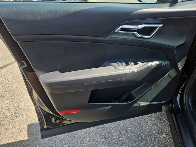 Used 2024 Black Kia LX image 10